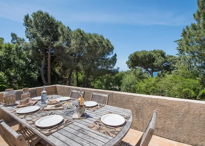 La Pinede - Maison Proche Plages